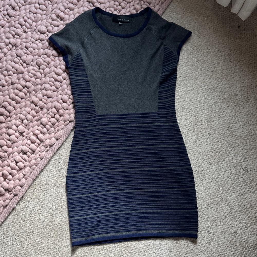 NWOT Adelyn Rae Gray and Navy Striped Mini Dress size large